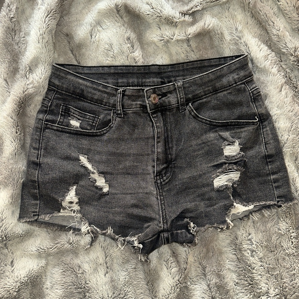 LIKE NEW women’s small black denim shorts with distressed hem